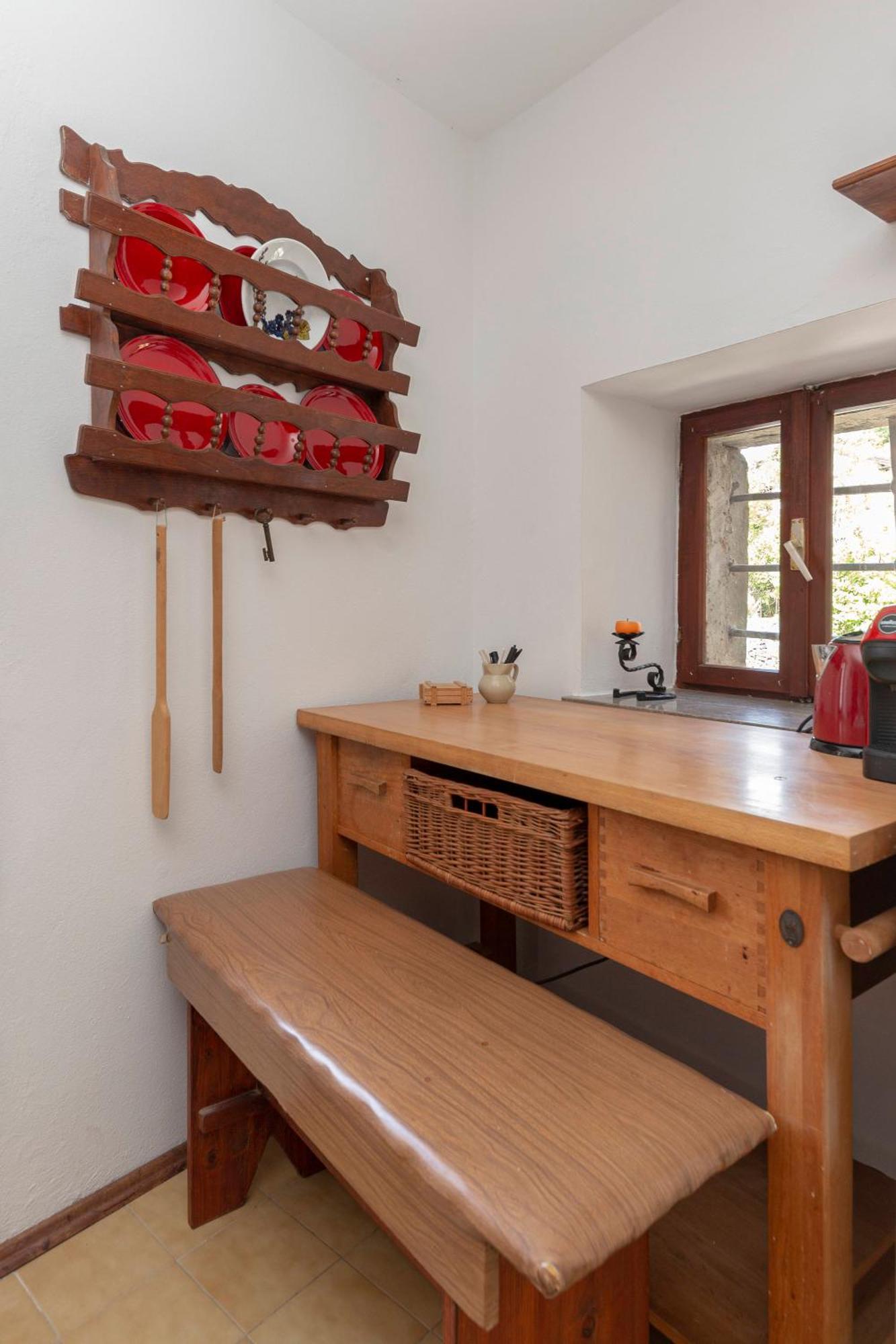 Under The Rock House In Osp With Hot Tub Apartment Ngoại thất bức ảnh